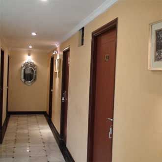 Tiger Inn Kolkata Luaran gambar